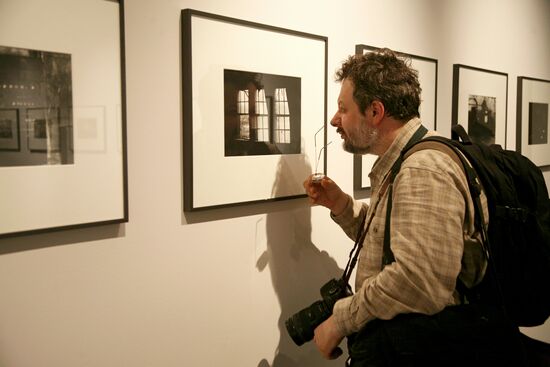David Lynch's 'The Air is on Fire' exhibition opens in Moscow