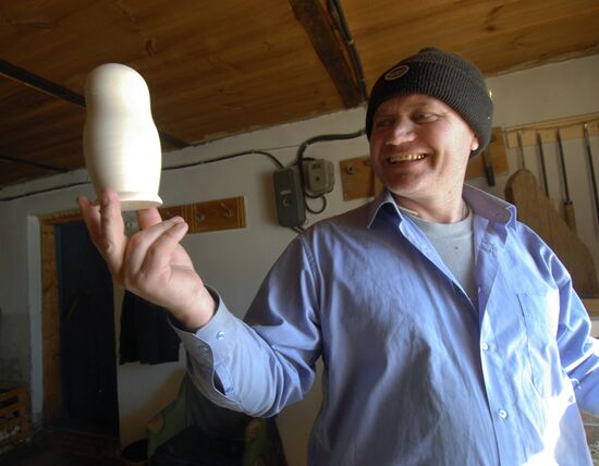 Making Russian Matryoshka dolls outside Nizhny Novgorod