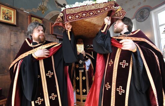 Good Friday service