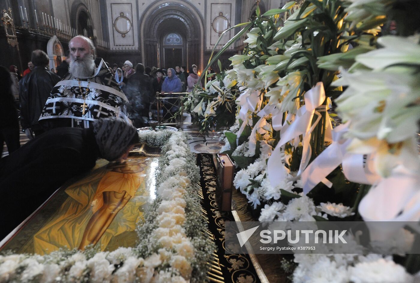 Epitaphios deposition ceremony in Christ the Savior Cathedral