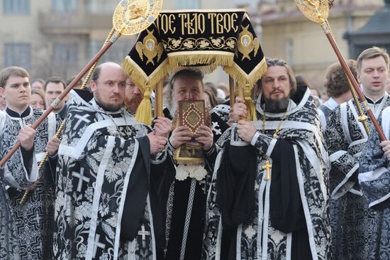 Epitaphios deposition ceremony in Christ the Savior Cathedral