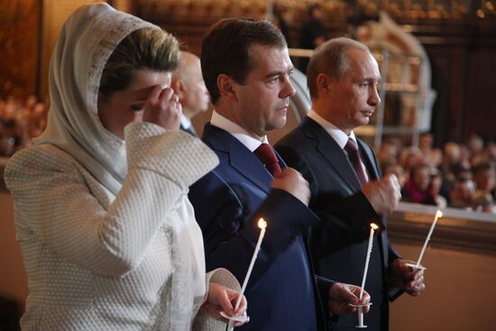 Russian President attends Easter service in Moscow