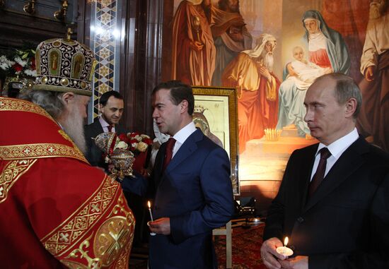 Russian President attends Easter service in Moscow