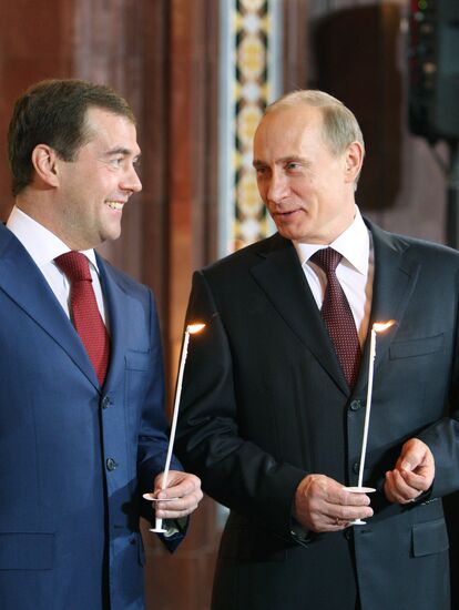 Russian President attends Easter service in Moscow
