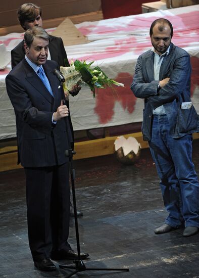 Alexander Avdeyev and Demyan Kudryavtsev