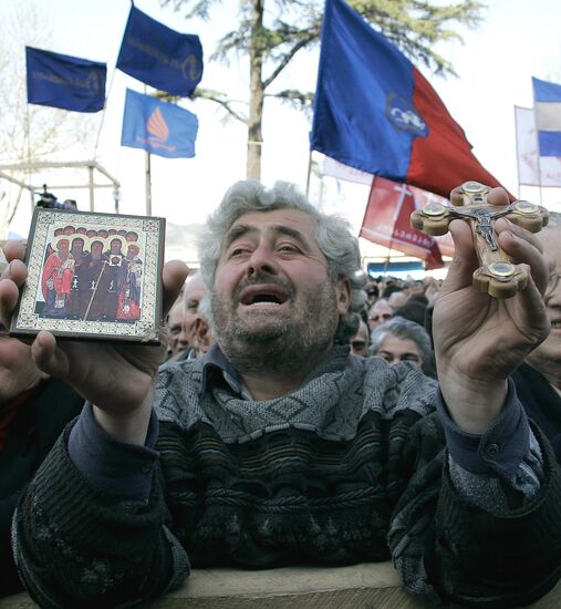 Mass protests resume in Tbilisi