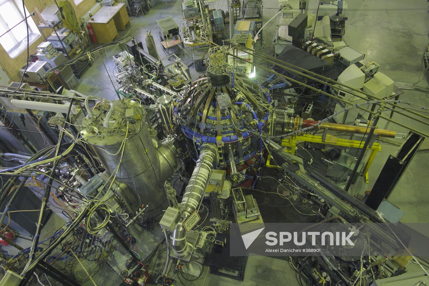 Spherical tokamak Globus-M, assembled at Ioffe Institute