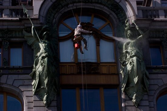 St Petersburg utilities employees at work