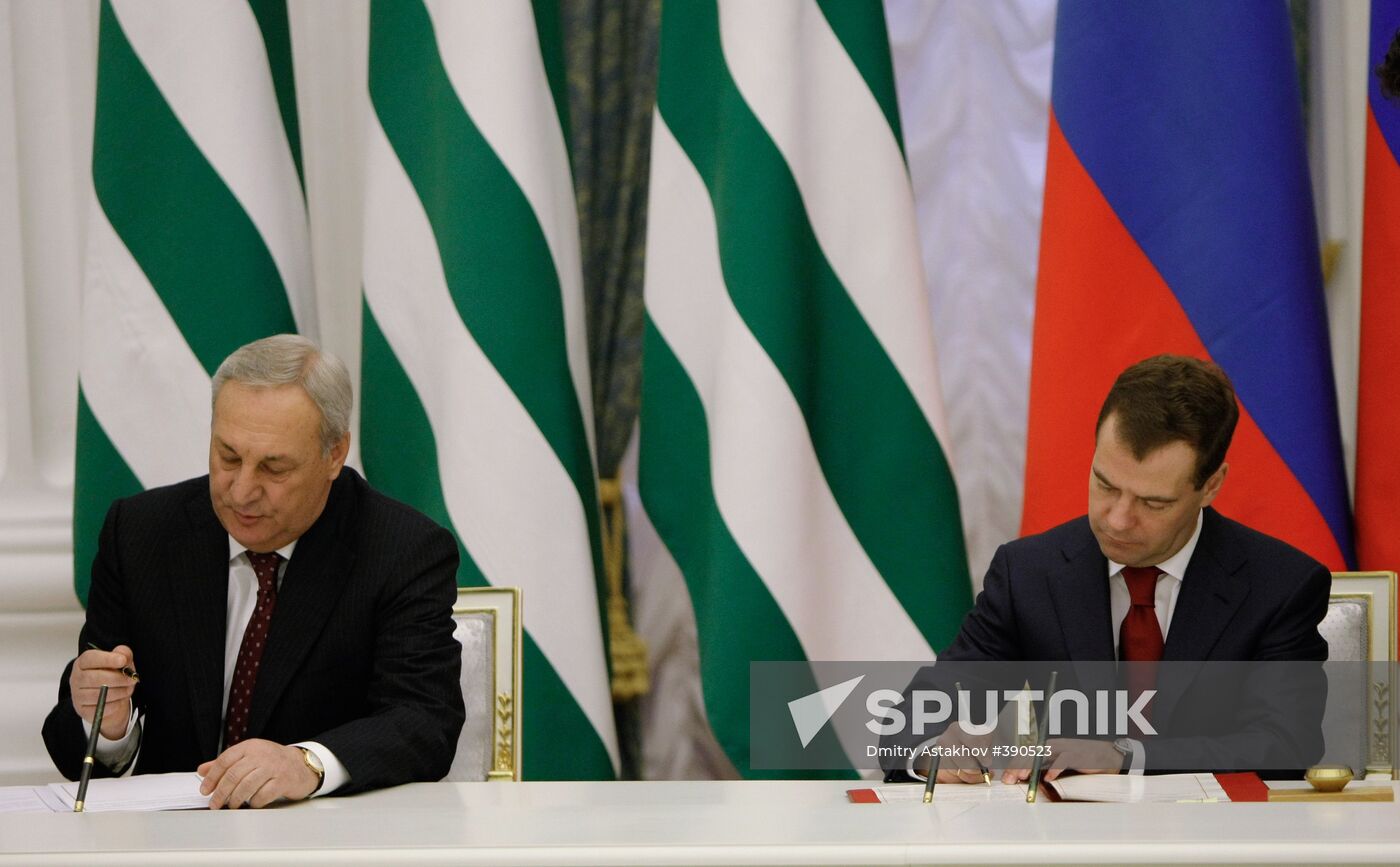 Russia, Abkhazia and South Ossetia signing agreement