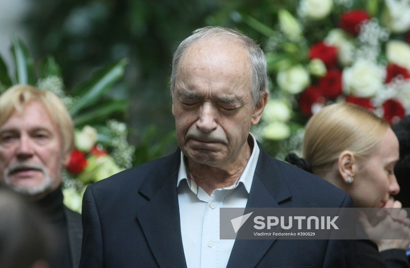 Paying last respects to Yekaterina Maximova