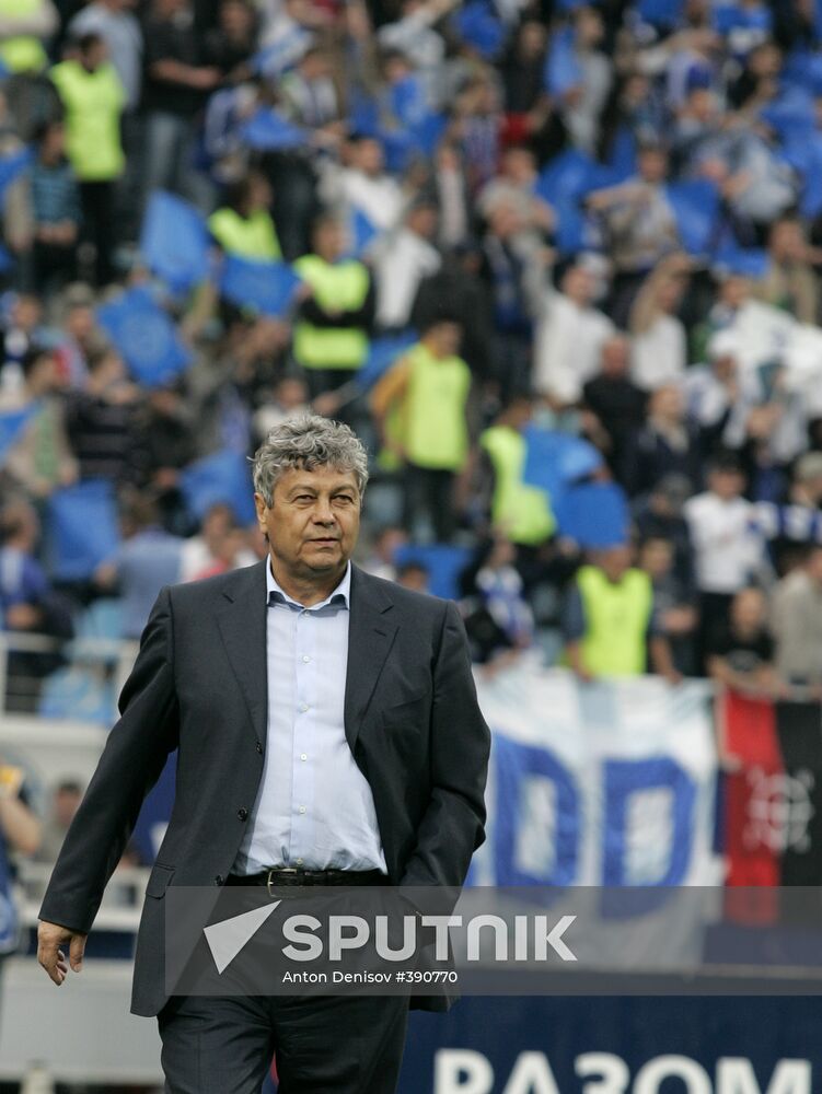 Shakhtar Donetsk head coach Mircea Lucescu