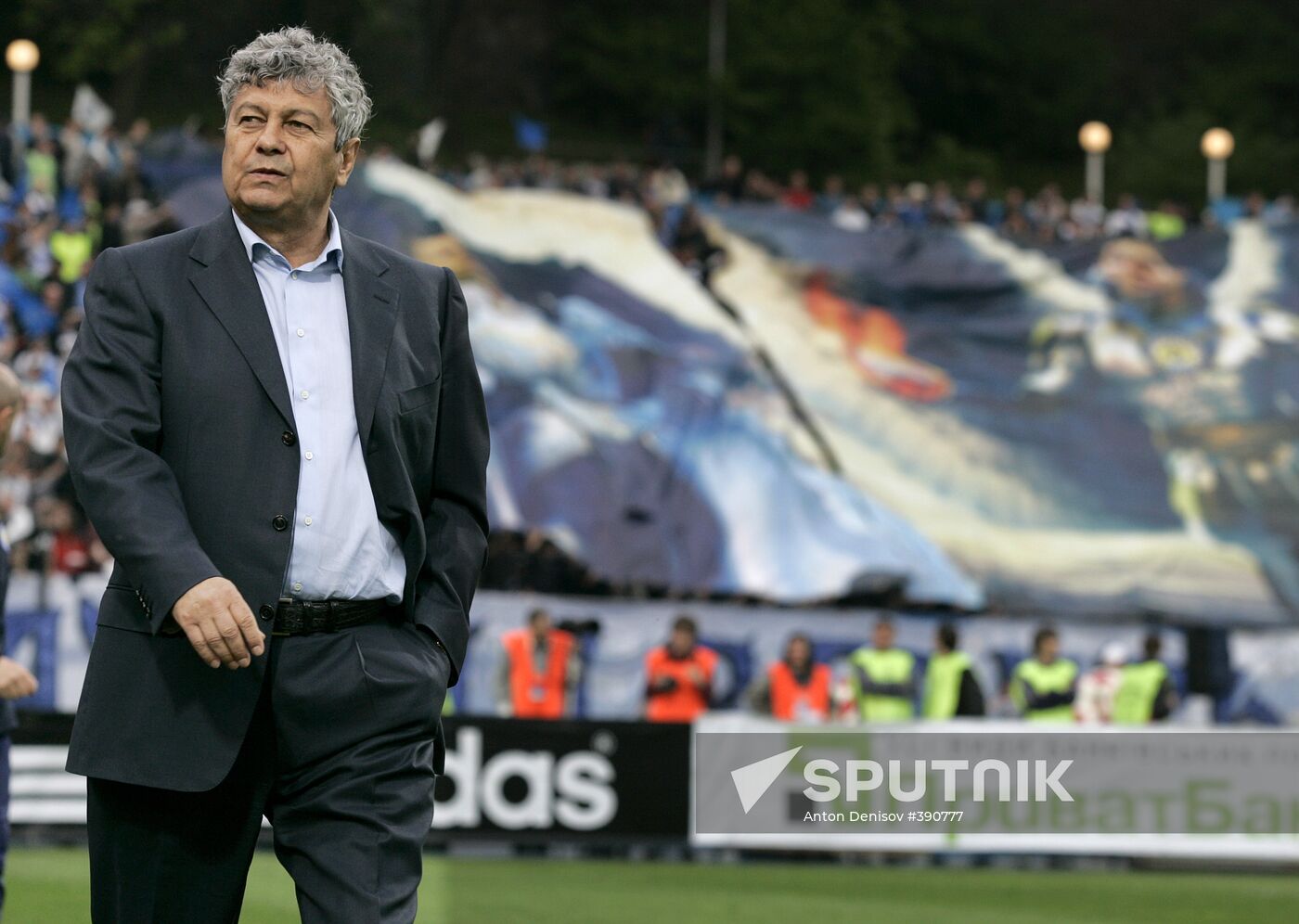 Shakhtar Donetsk head coach Mircea Lucescu