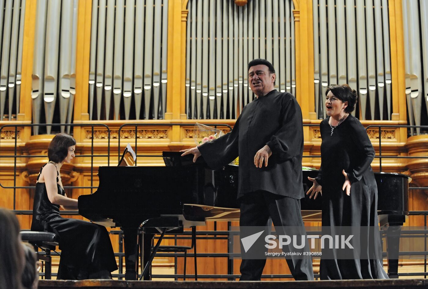 Opera singer Zurab Sotkilava's concert in Moscow