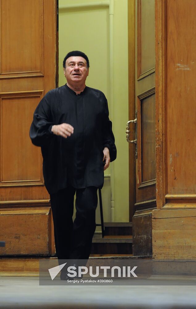 Opera singer Zurab Sotkilava's concert in Moscow