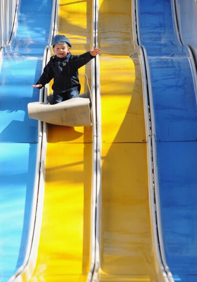 An amusement park at the All-Russian Exhibition Center