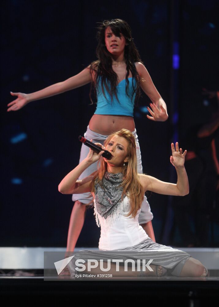 Eurovision contestant Elena George