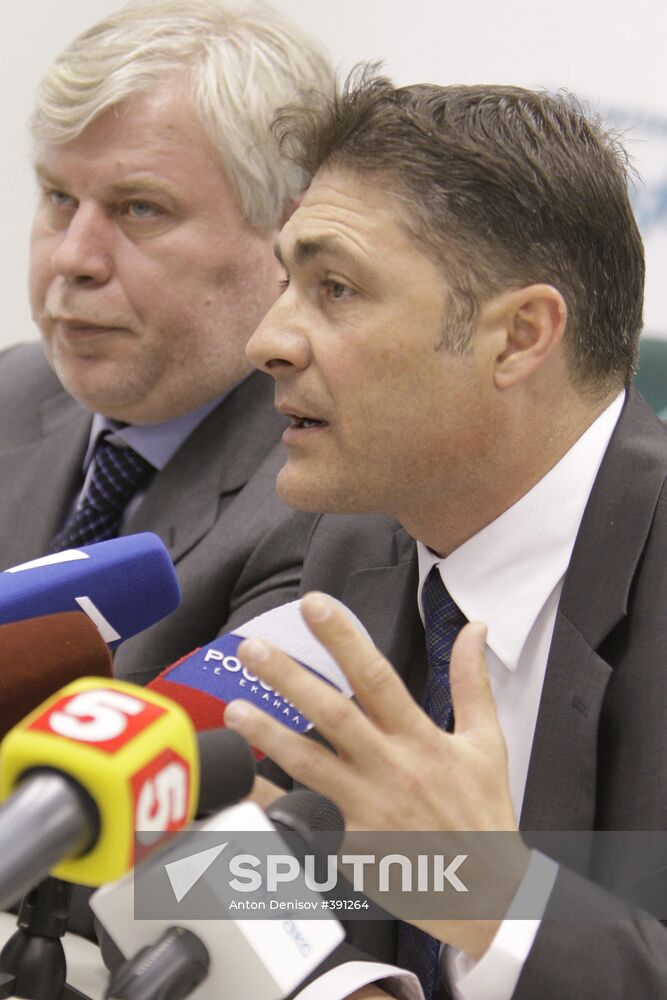 Lawyers of Irina Belenkaya and Jean-Michel Andre speaking