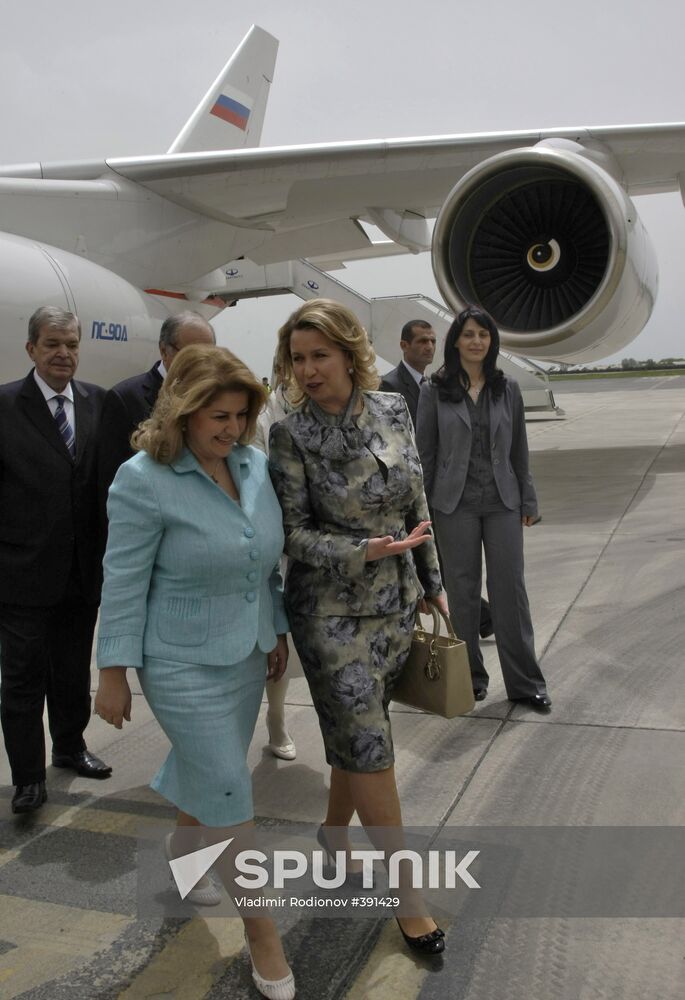 Russian First Lady visits Yerevan