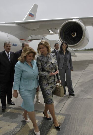 Russian First Lady visits Yerevan