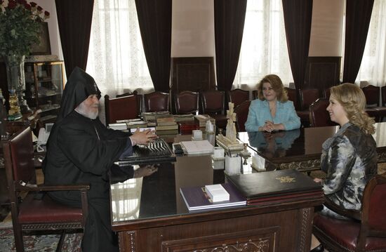 Russian First Lady visits Yerevan