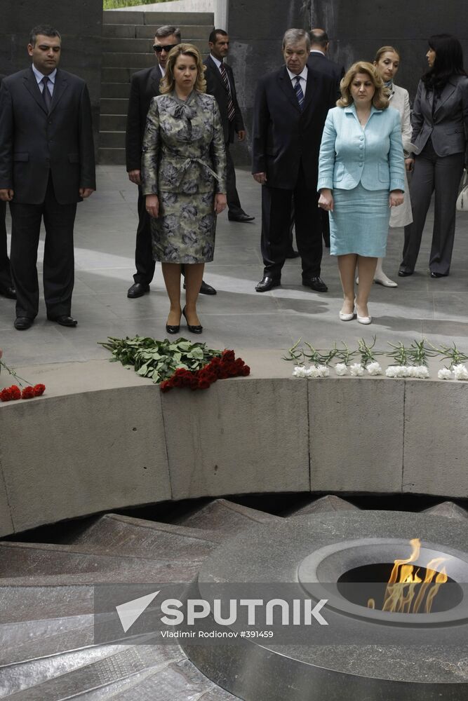 Russian First Lady visits Yerevan