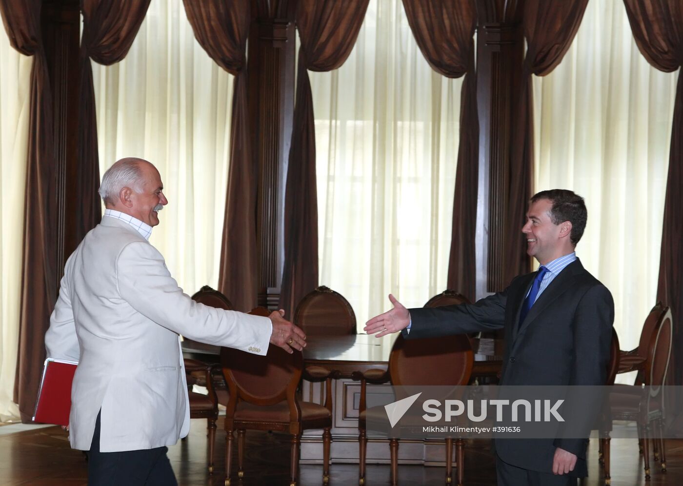 Dmitry Medvedev and Nikita Mikhalkov