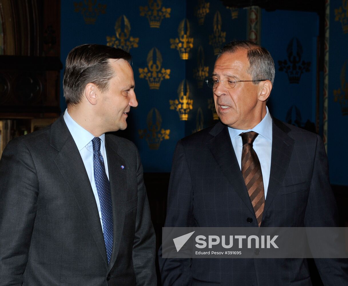 Sergei Lavrov and Radosław Sikorski meeting in Moscow