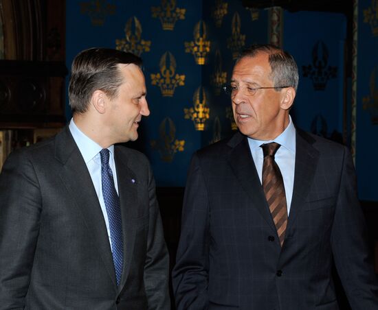 Sergei Lavrov and Radosław Sikorski meeting in Moscow