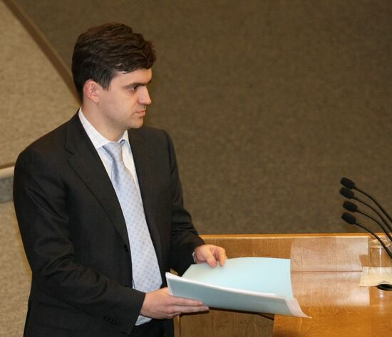 Stanislav Voskresensky at State Duma session