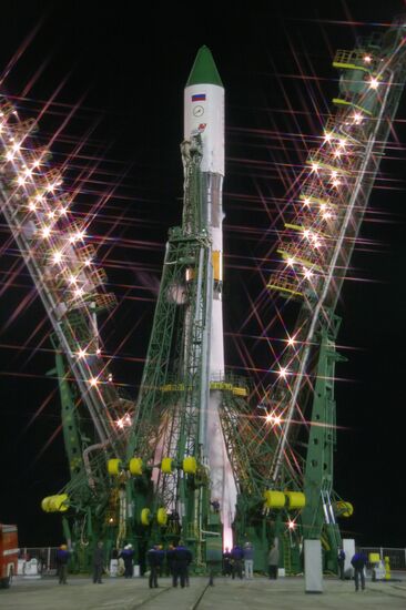 Soyuz-U rocket with Progress-M-02-M cargo spacecraft