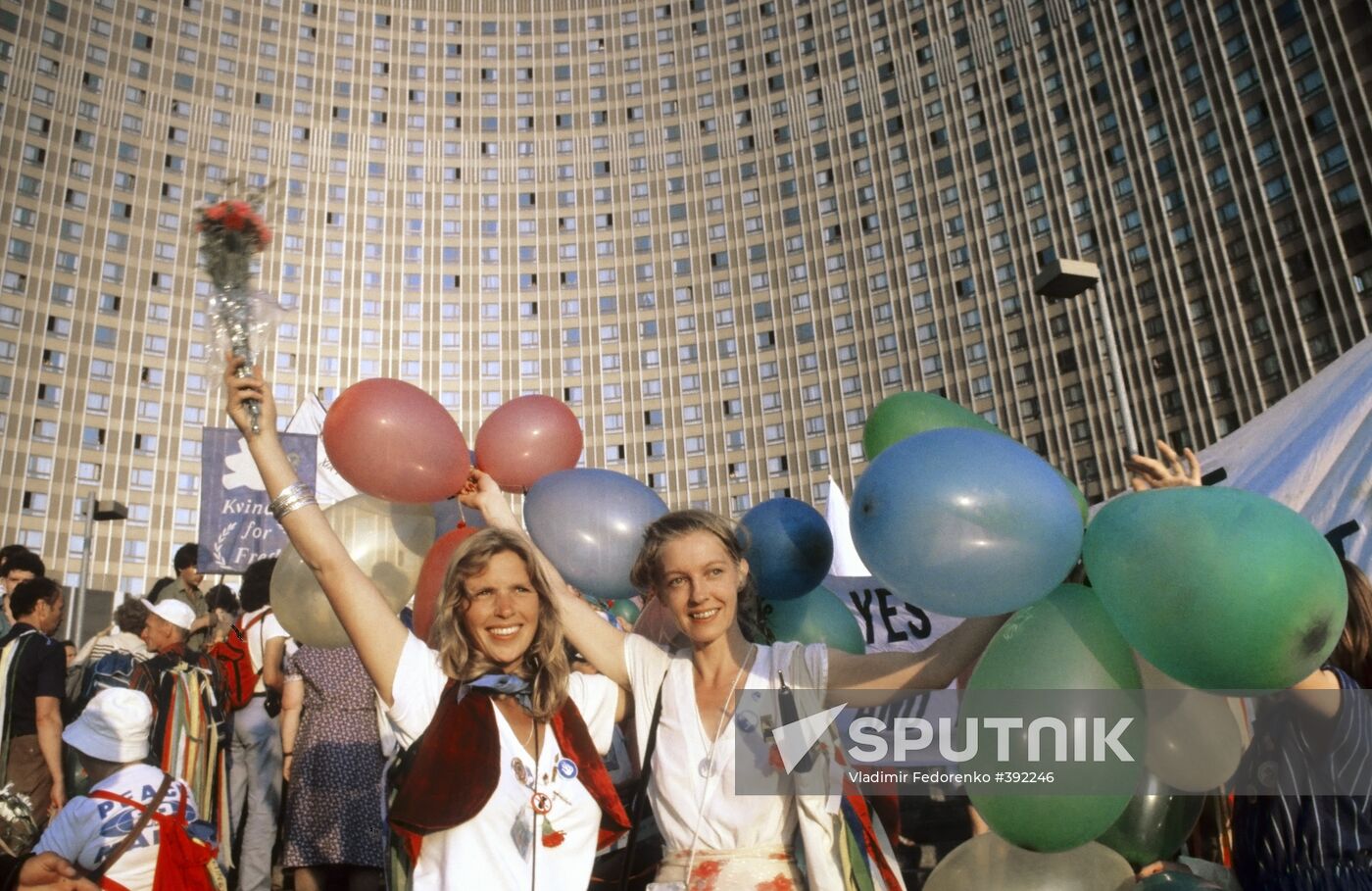 Participants in the Peace March-82 in Moscow
