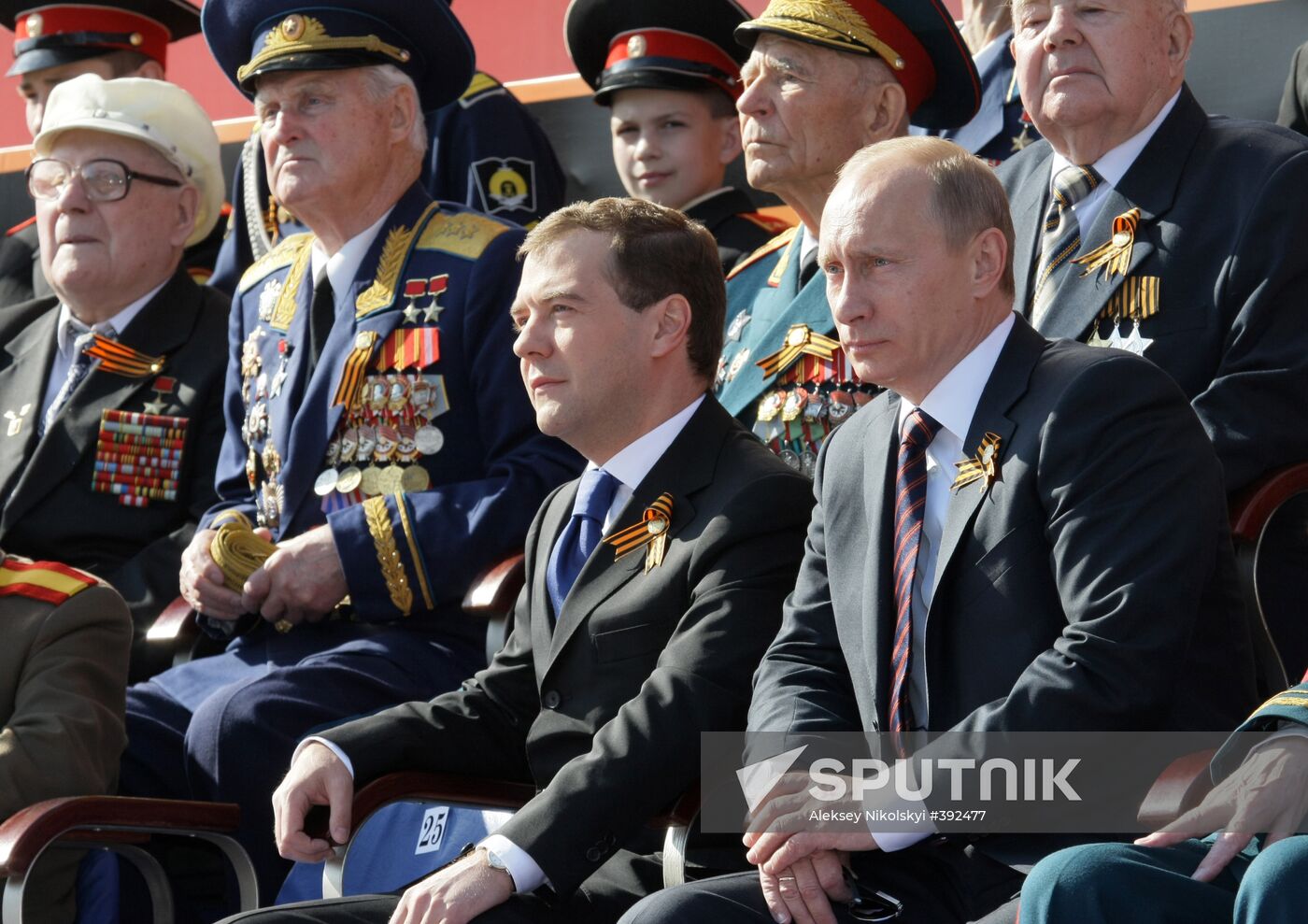 Russian President, PM attend Victory Day parade