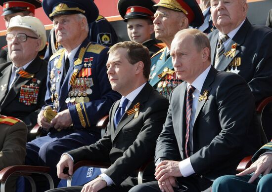 Russian President, PM attend Victory Day parade