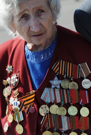 WWII veterans meet in Gorki Park