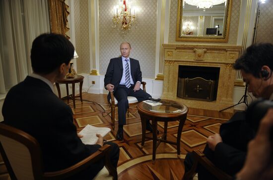 Vladimir Putin gives interview to Japanese media