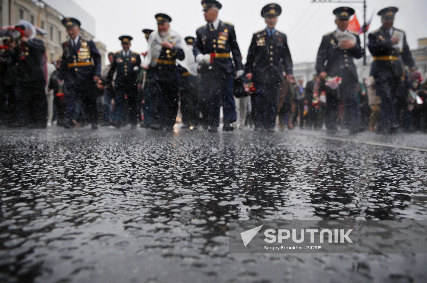Great Patriotic War veterans march in St. Petersburg