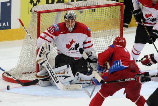 2009 World Ice Hockey Championship final. Russia 2-1 Canada