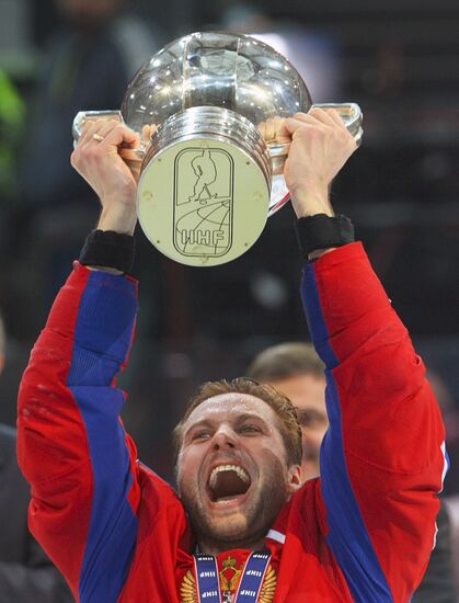 2009 World Ice Hockey Championship final. Russia 2-1 Canada