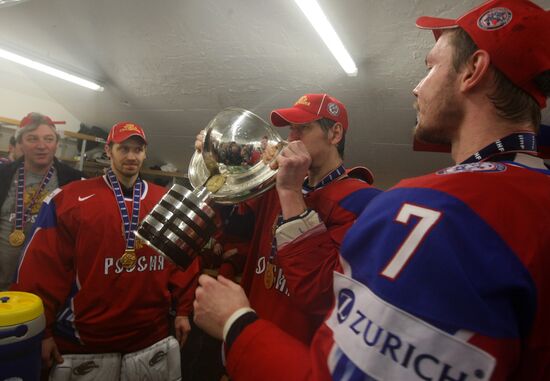 2009 World Ice Hockey Championship final. Russia 2-1 Canada