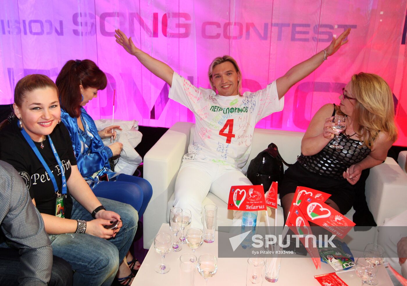 Pyotr Yelfimov (Belarus). Eurovision 2009. First semifinal