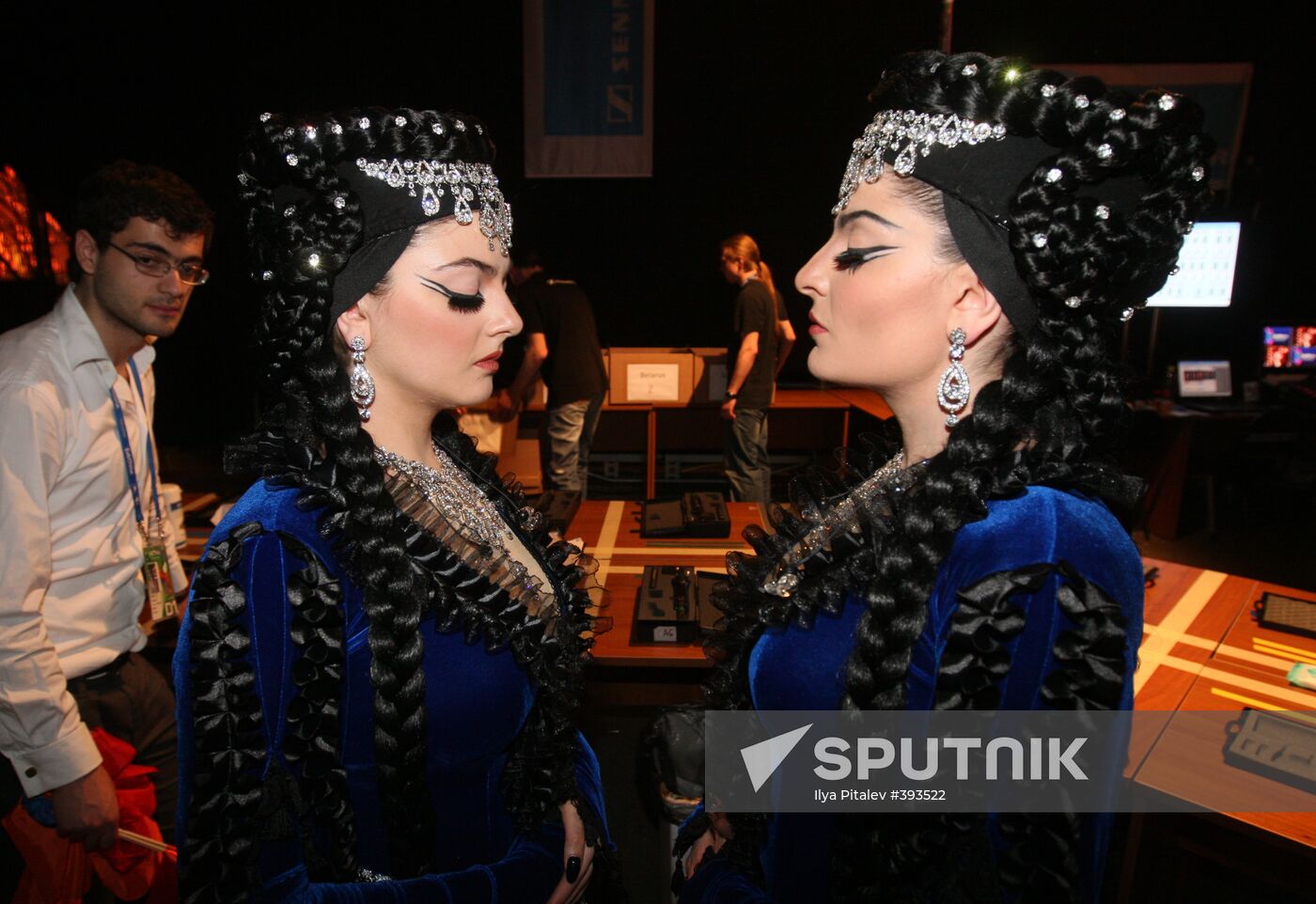 Inga & Anush. Eurovision 2009. First semifinal qualifier