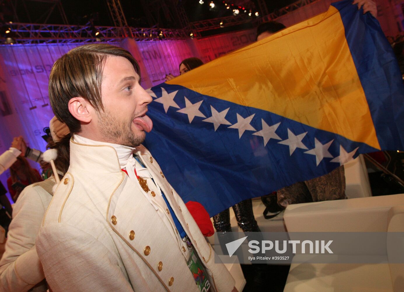 2009 Eurovision first semi-final. Bosnia & Herzegovina's Regina