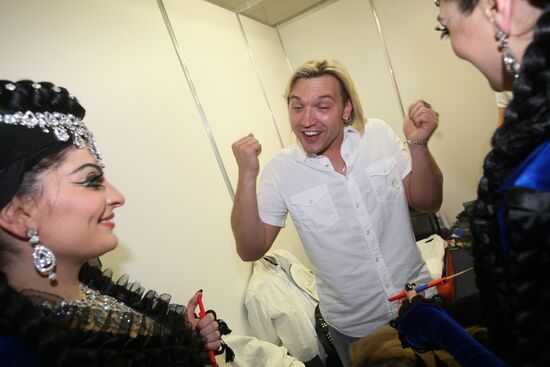 2009 Eurovision first semi-final. Inga & Anush, Petr Elfimov