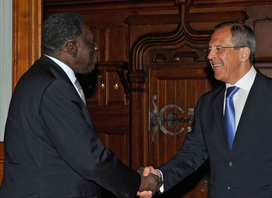 Sergei Lavrov, Assunção Afonso dos Anjos