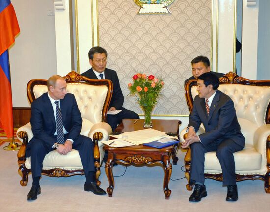 Russian Prime Minister meets with Mongolian Great Hural speaker