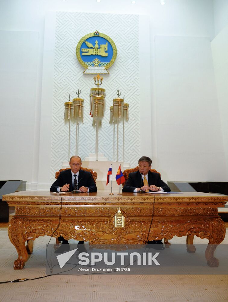 Russian, Mongolian Prime Ministers give joint news conference