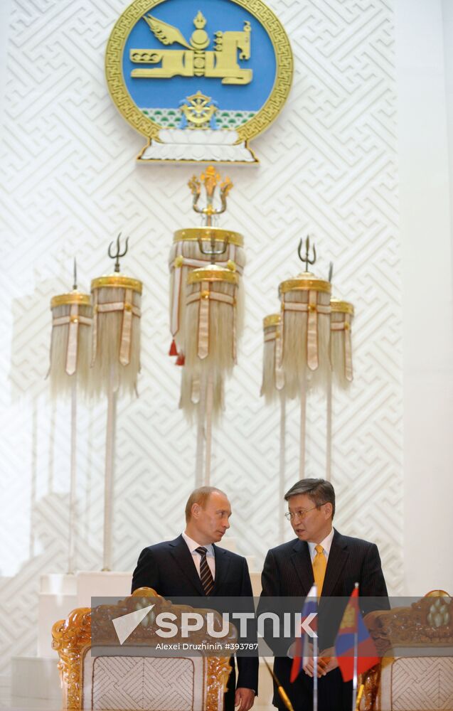 Russian, Mongolian Prime Ministers give joint news conference