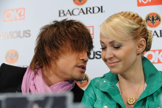 Dima Bilan, Yana Rudkovskaya give news conference at RIA Novosti