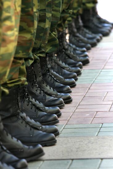 Novosibirsk conscripts seen off to President's Regiment