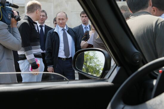 Putin showed journalists his Niva SUV in Sochi